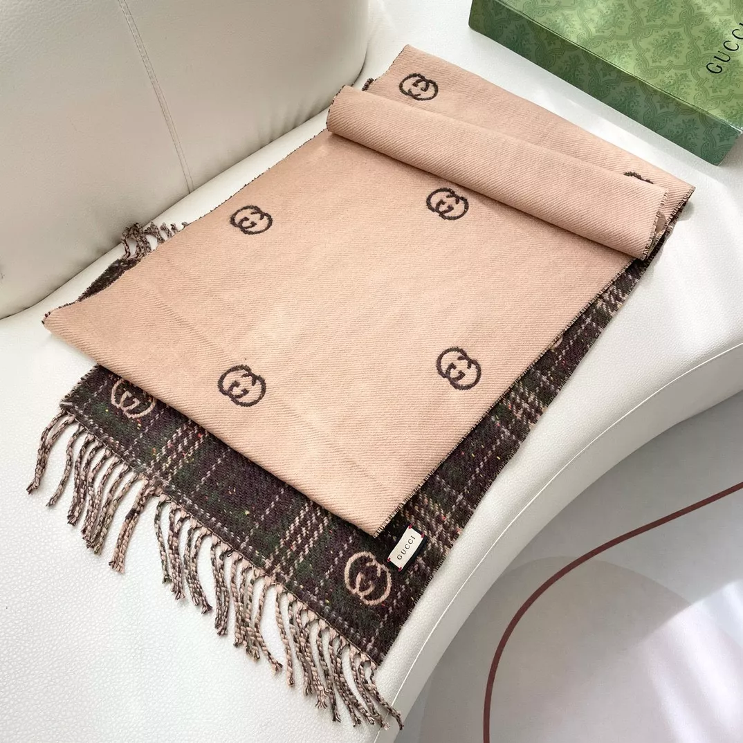 Gucci Scarf For Women Vibrant 8564
