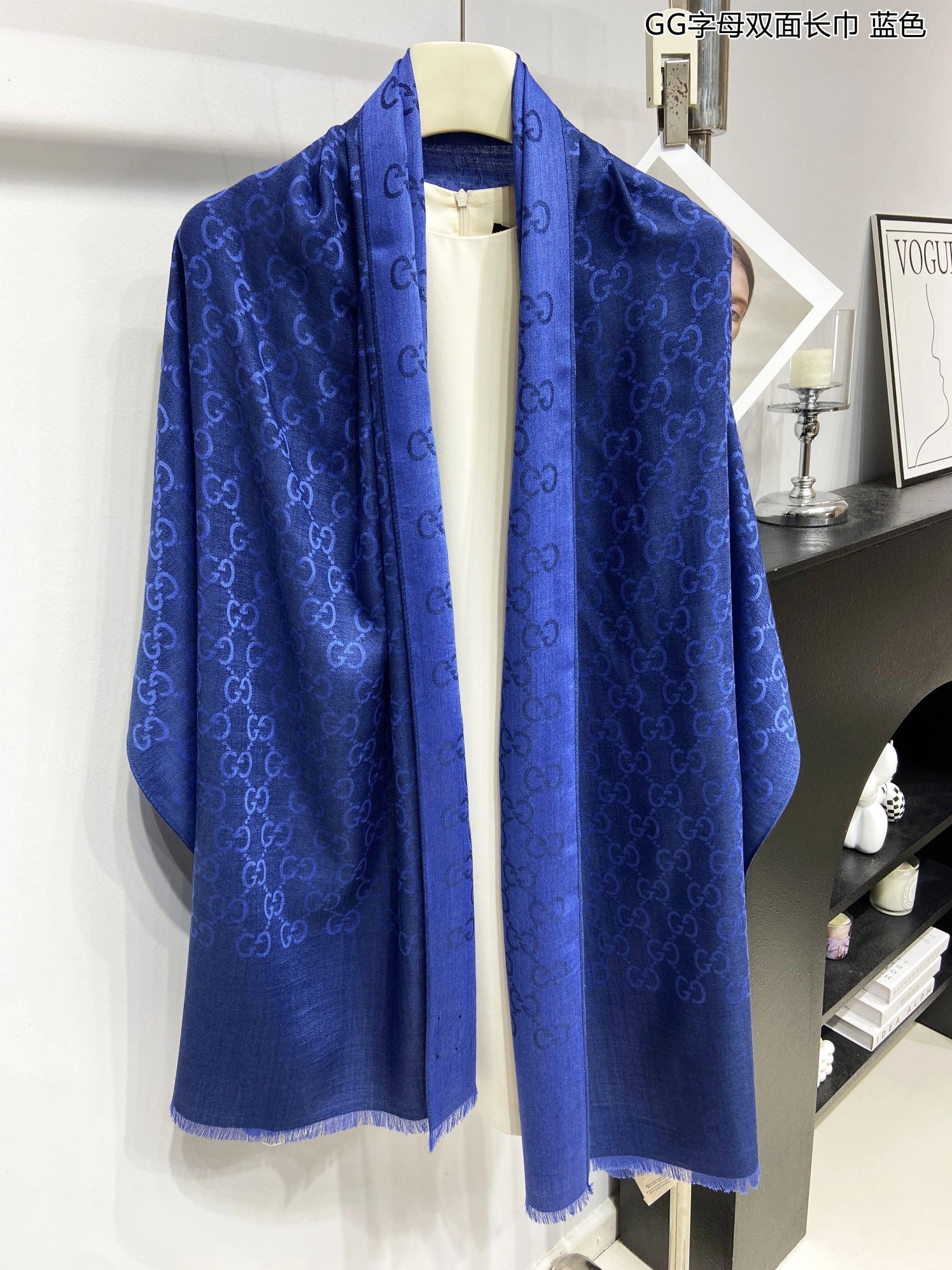 Gucci Scarf Resilient 698