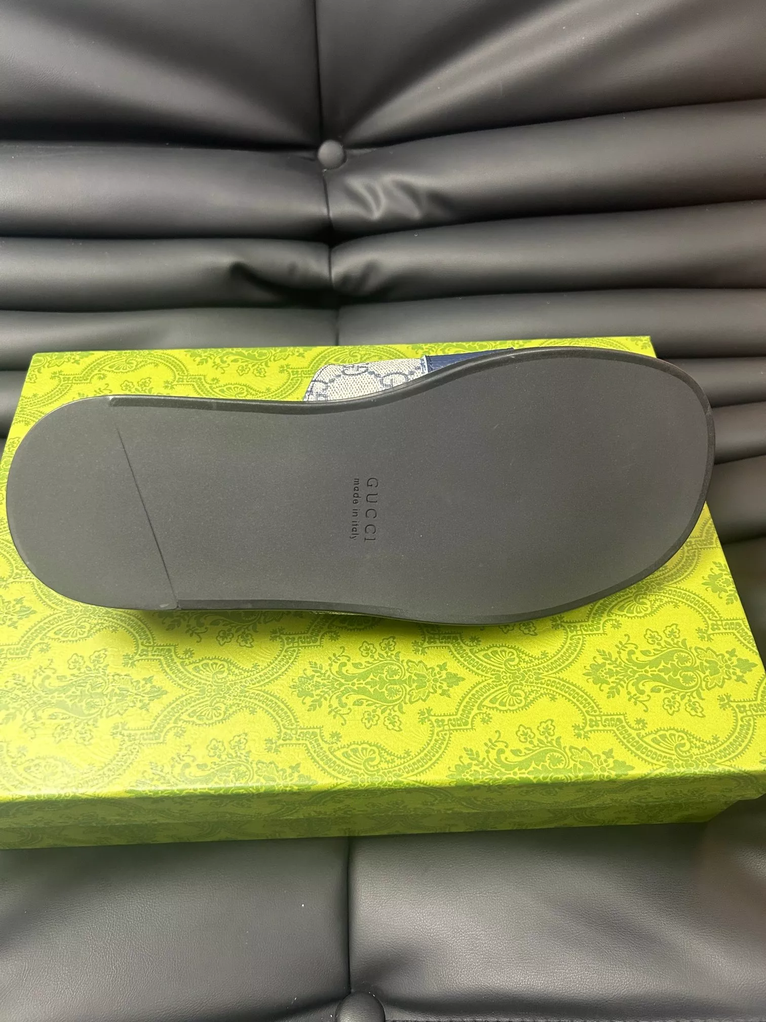 Gucci Slippers For Men Affordable 8832