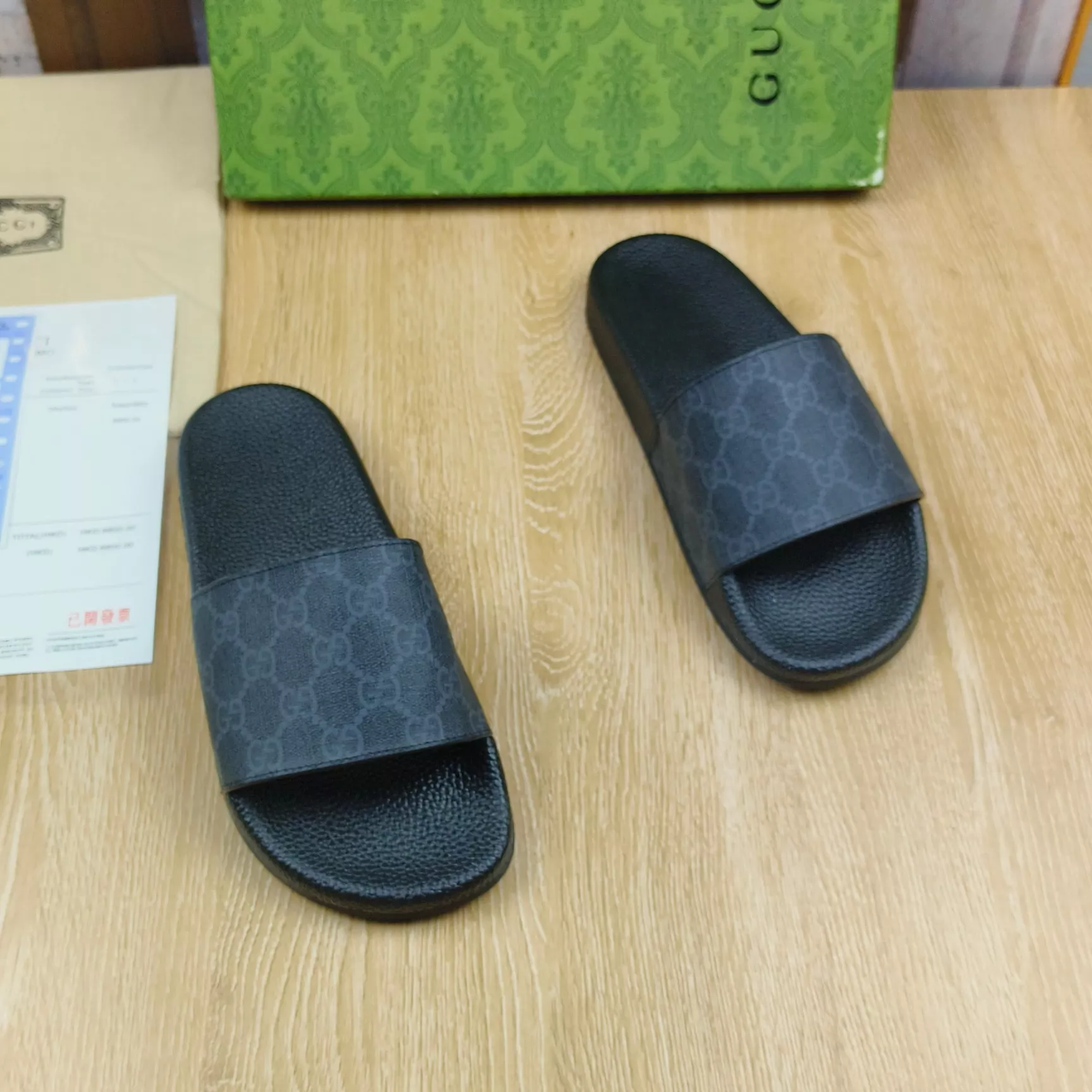 Gucci Slippers For Men AllSeason 3420