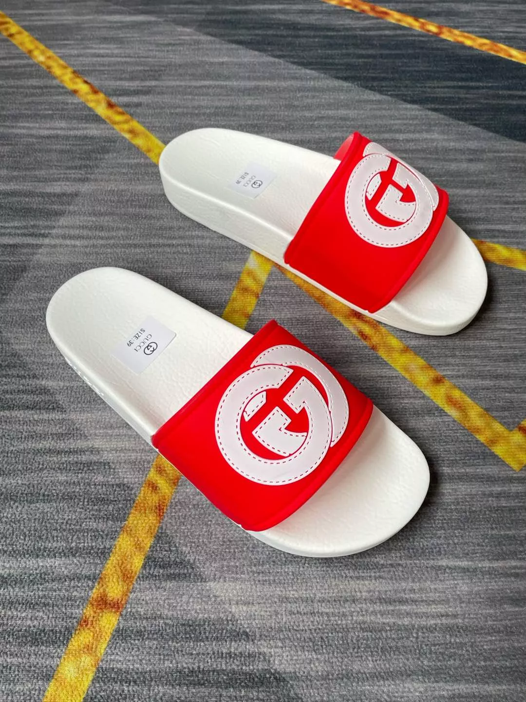Gucci Slippers For Men Bold 1862
