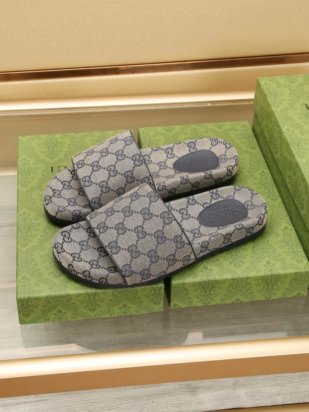 Gucci Slippers For Men Bright 252