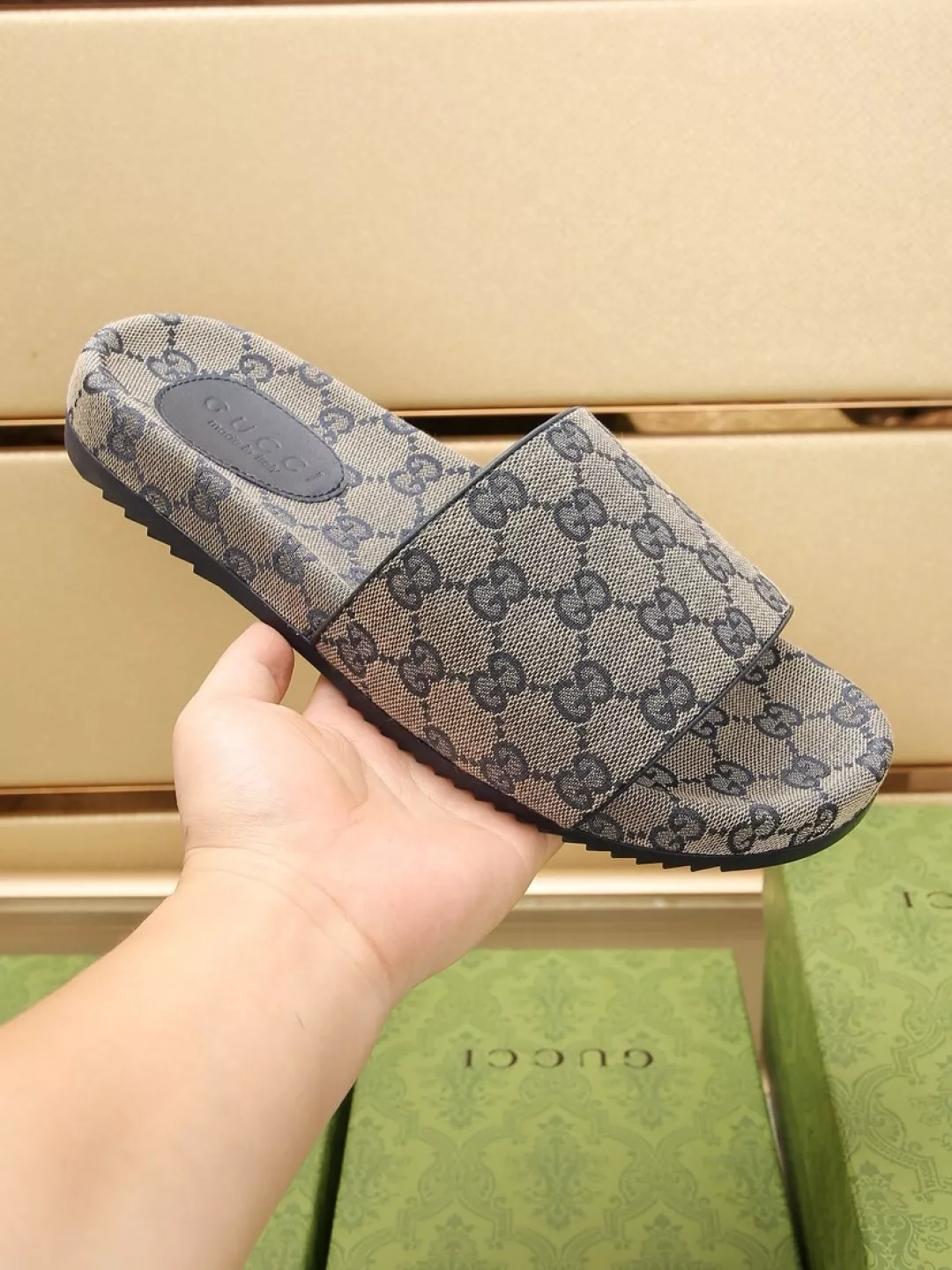 Gucci Slippers For Men Bright 252