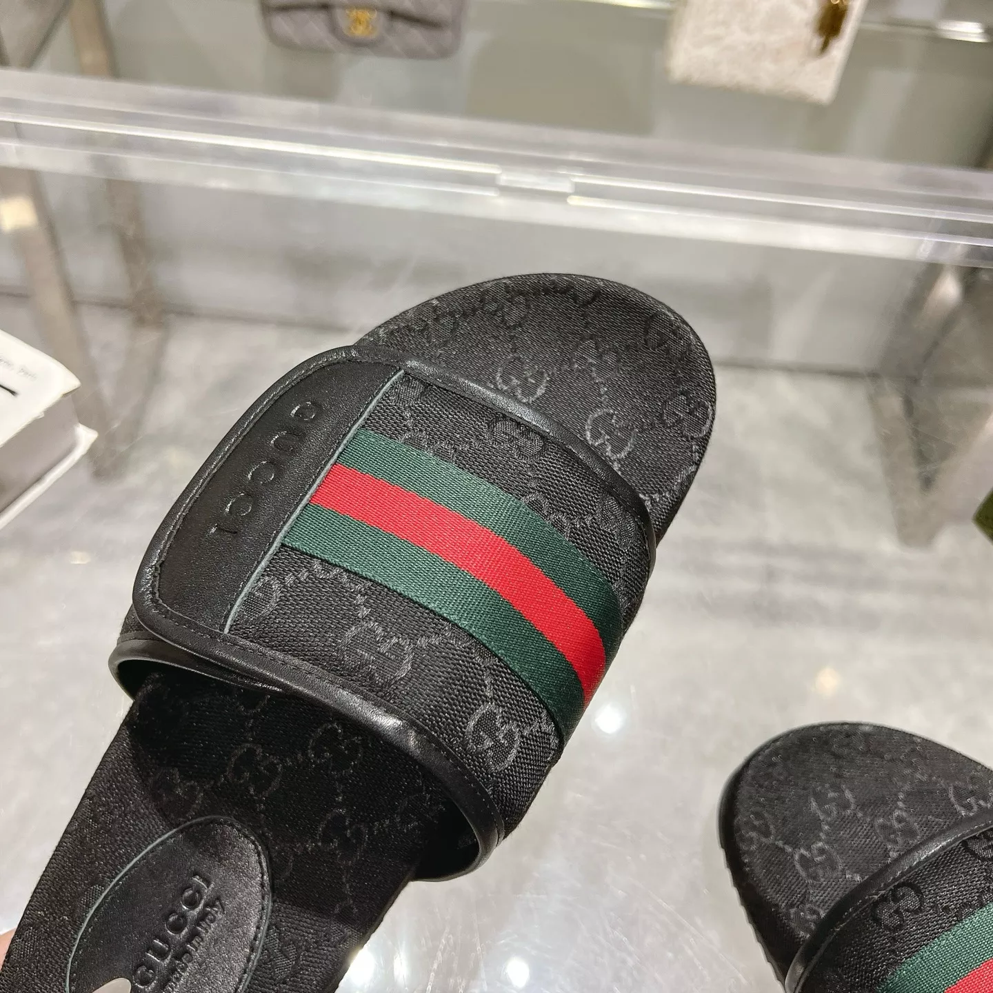 Gucci Slippers For Men Bright 9895