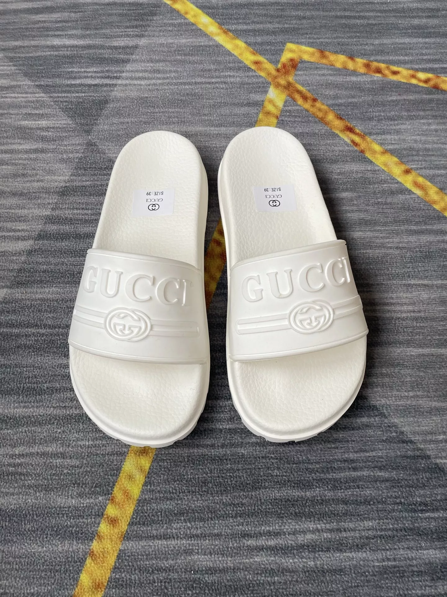 Gucci Slippers For Men Classic 4191