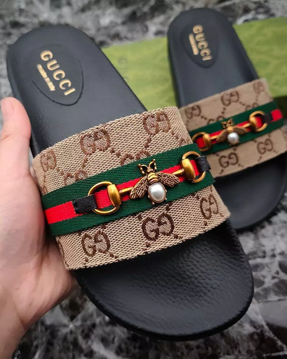 Gucci Slippers For Men Classic 9023