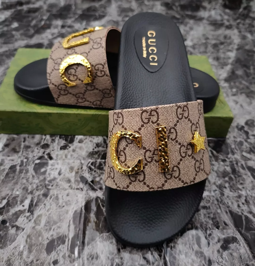 Gucci Slippers For Men Comfortable 5741