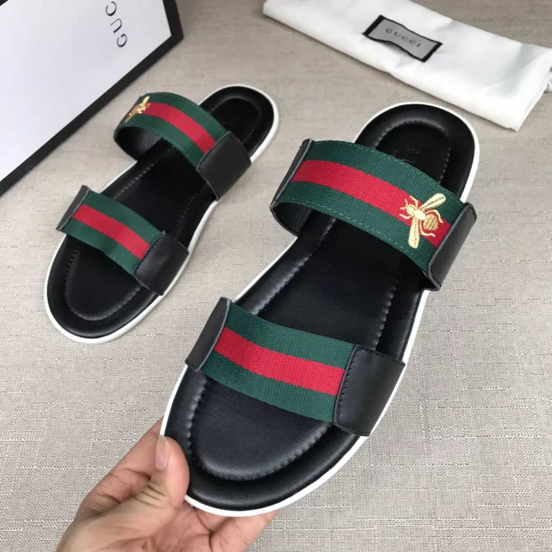 Gucci Slippers For Men Comfortable 7385