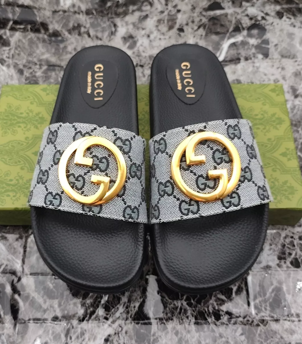 Gucci Slippers For Men Compact 3838