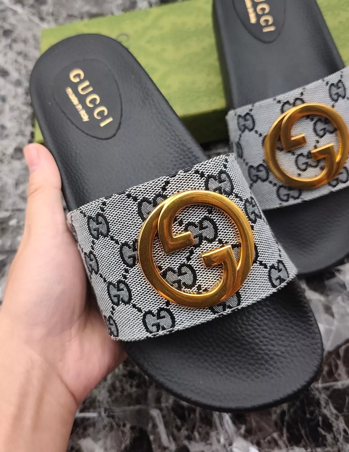 Gucci Slippers For Men Compact 3838