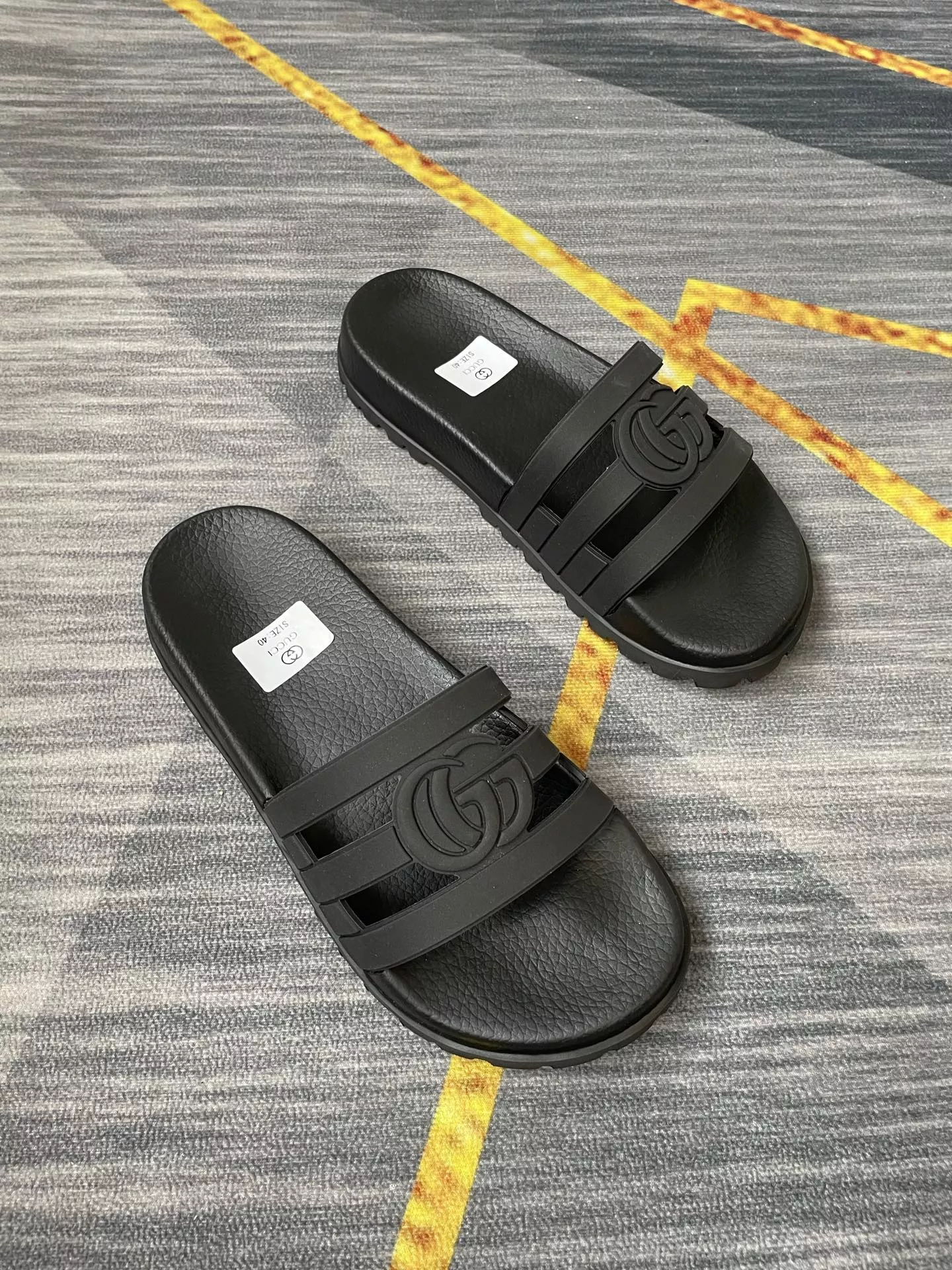 Gucci Slippers For Men Compact 4510