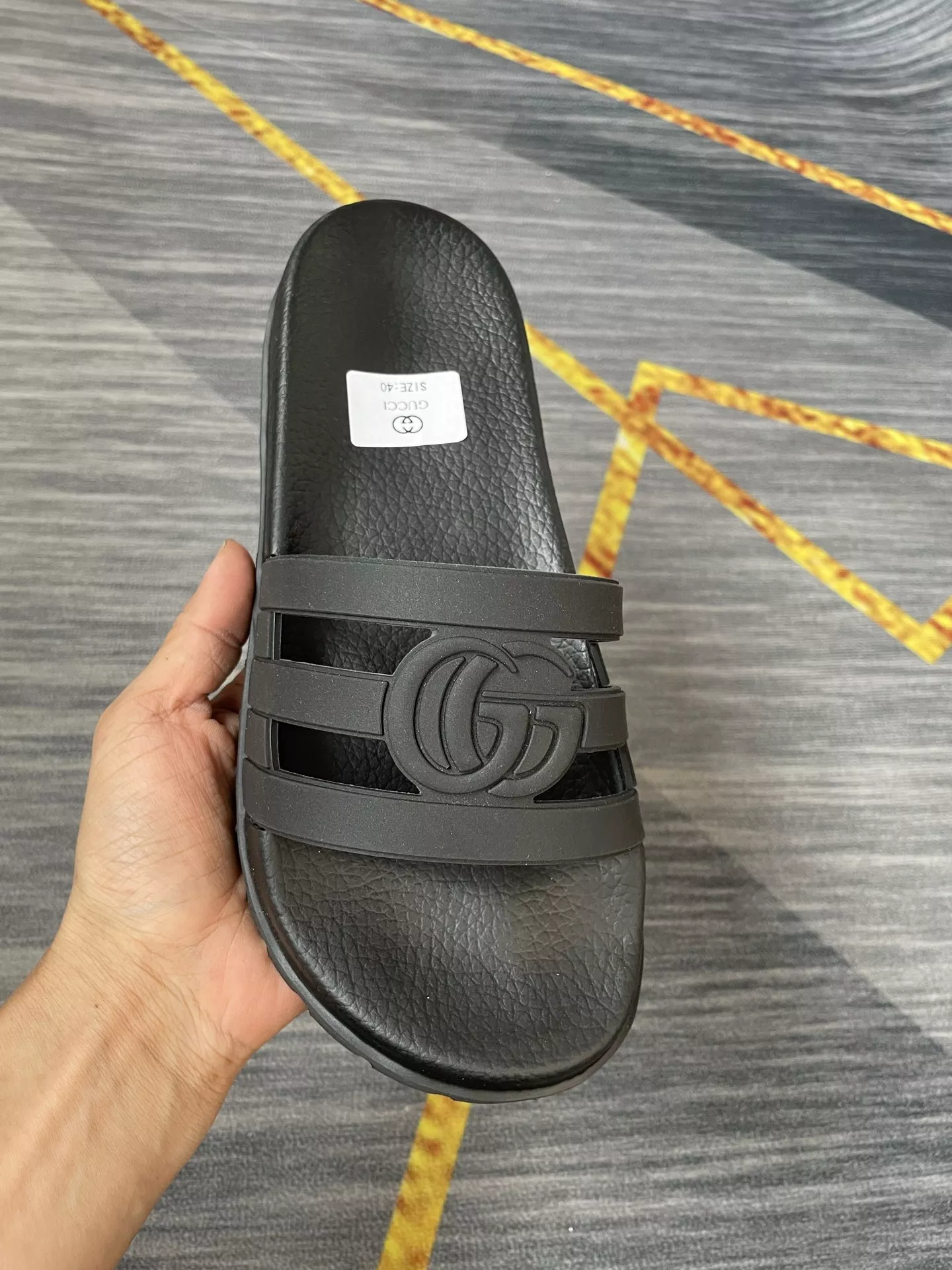 Gucci Slippers For Men Compact 4510