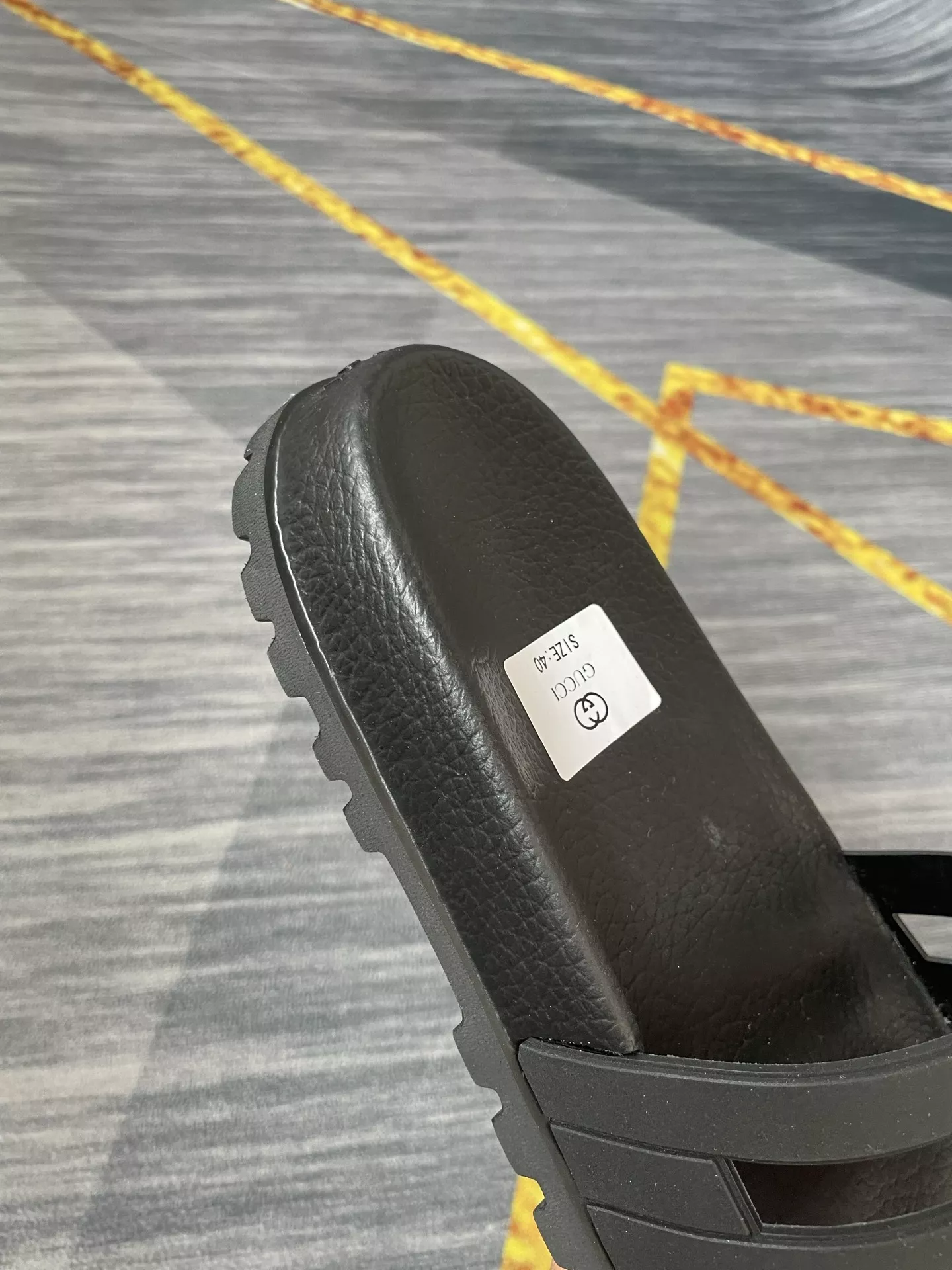 Gucci Slippers For Men Compact 4510