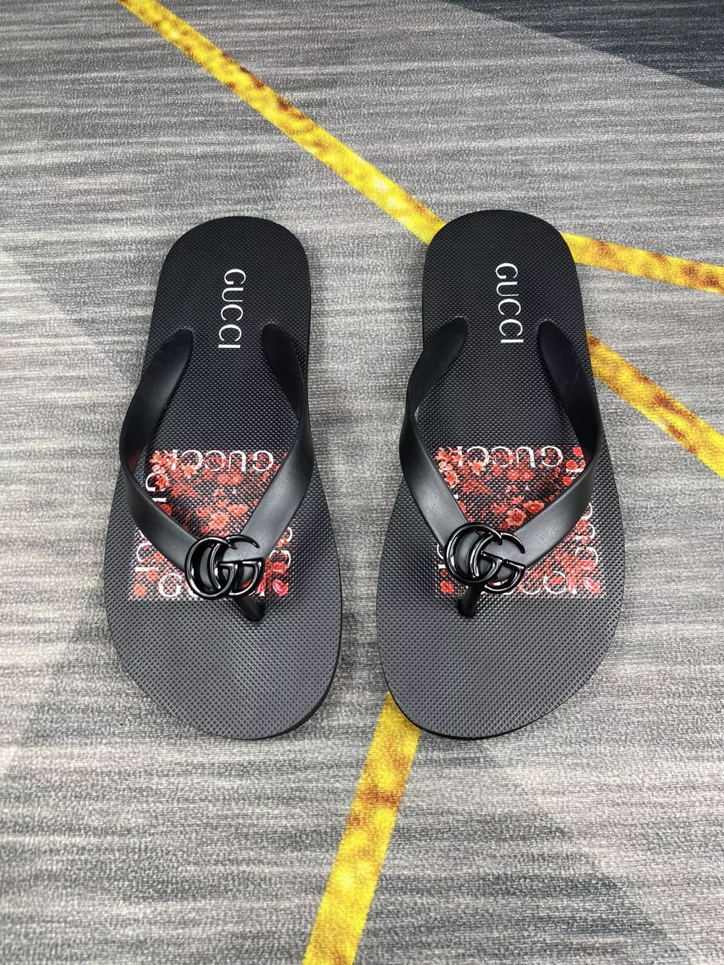 Gucci Slippers For Men Durable 1746