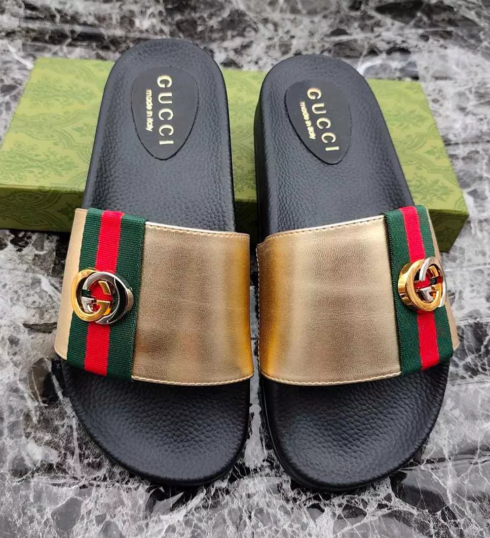 Gucci Slippers For Men Durable 3053