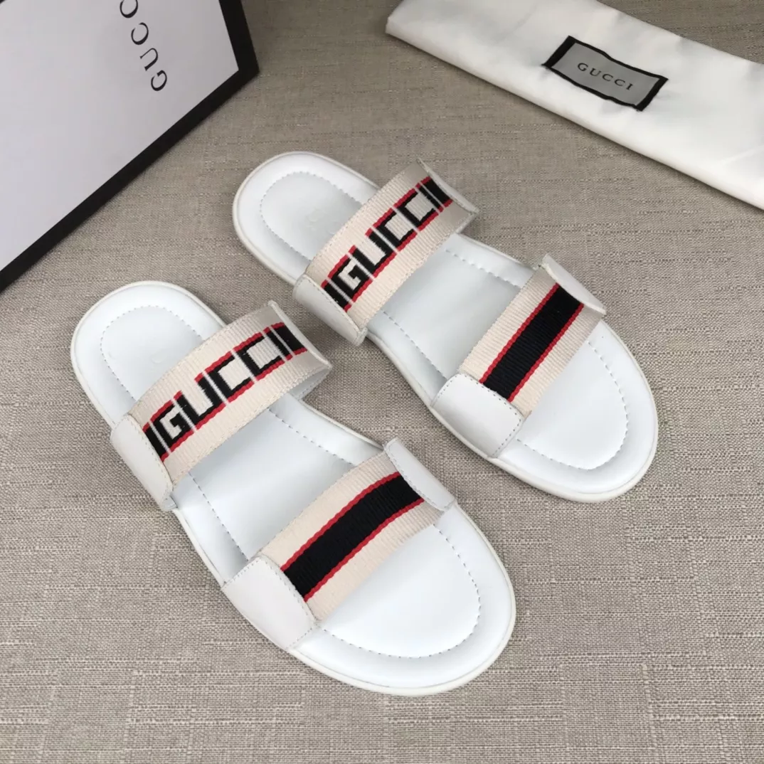 Gucci Slippers For Men EasyMatch 1441