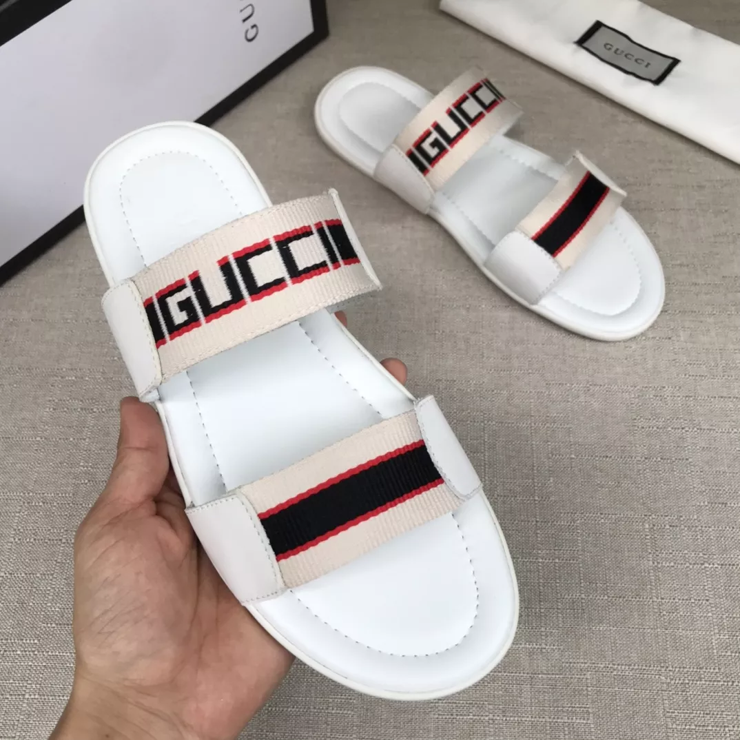 Gucci Slippers For Men EasyMatch 1441