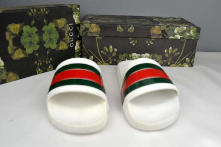 Gucci Slippers For Men EasyMatch 3460