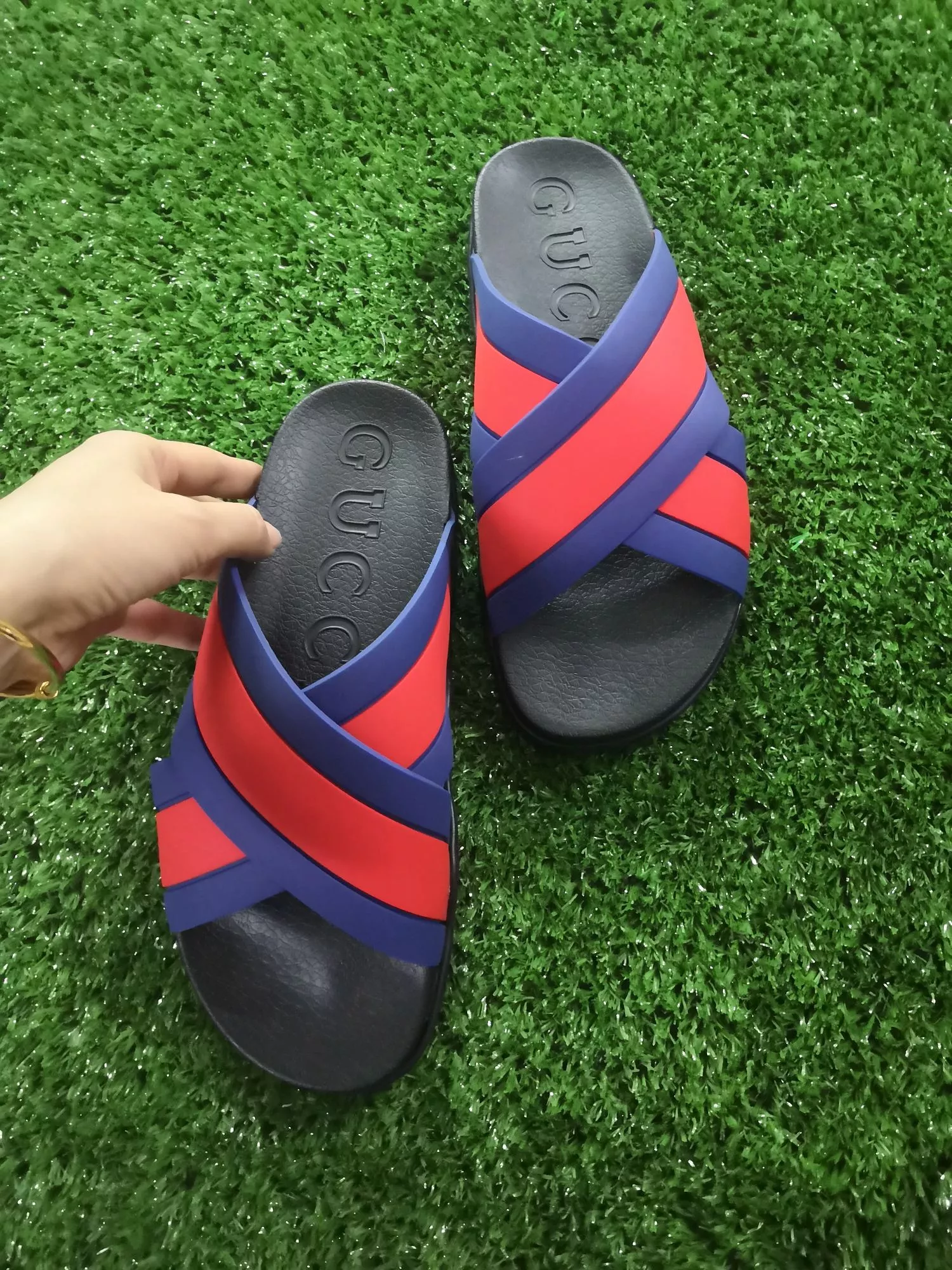 Gucci Slippers For Men EasyMatch 4328