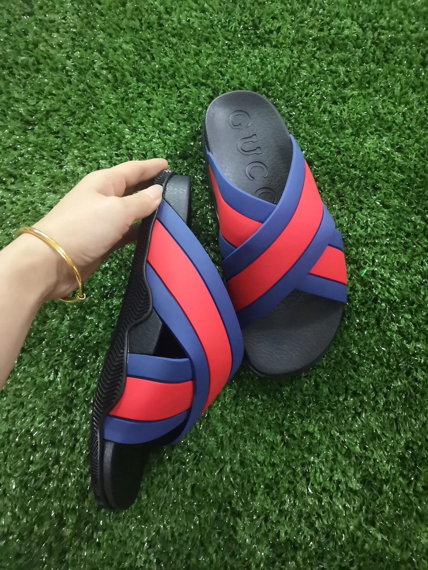 Gucci Slippers For Men EasyMatch 4328
