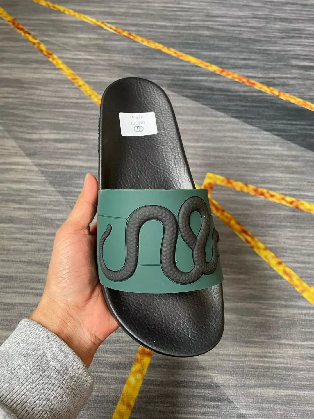 Gucci Slippers For Men EasyMatch 7789