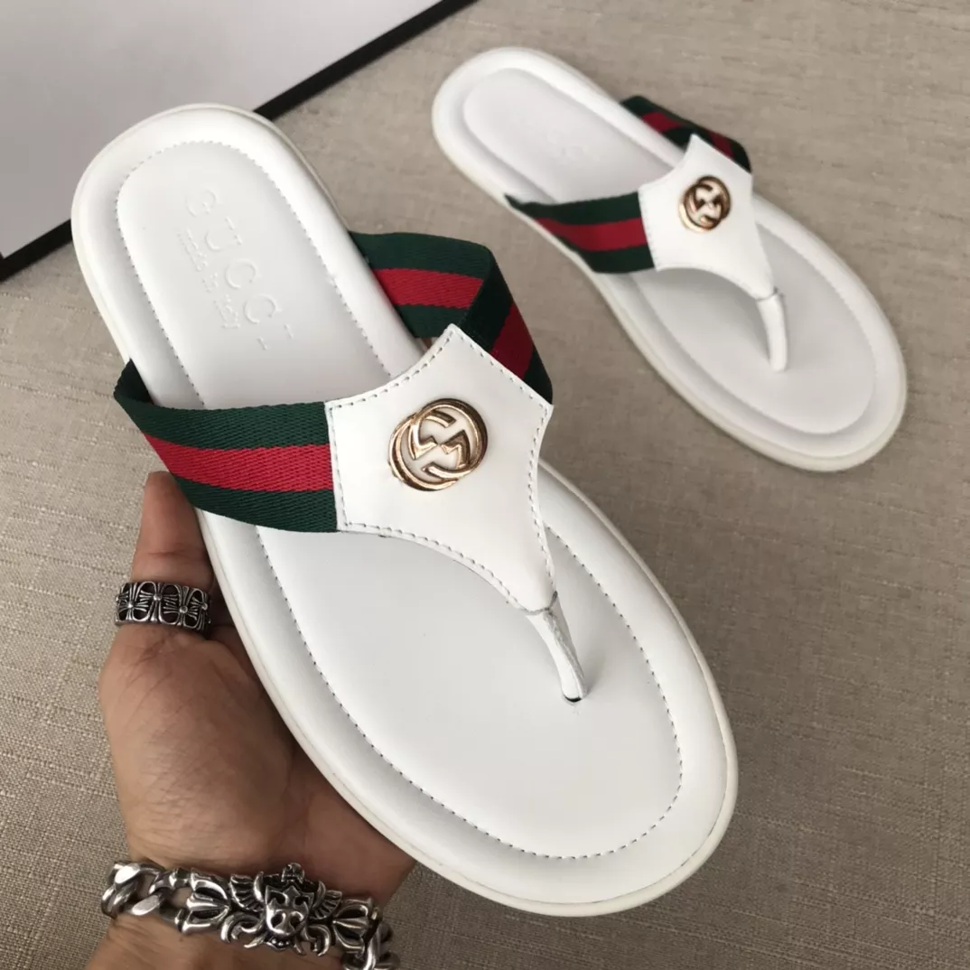 Gucci Slippers For Men Elegant 2753