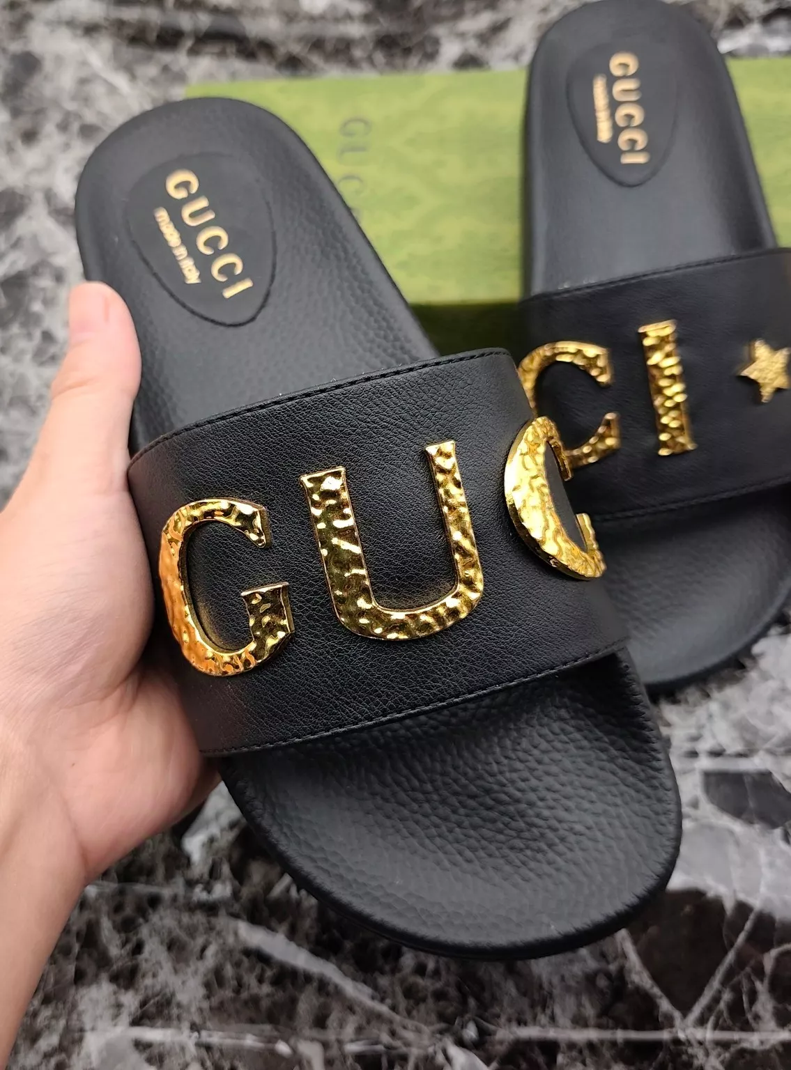 Gucci Slippers For Men EyeCatching 2362