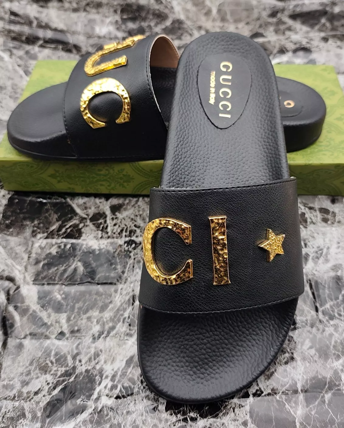 Gucci Slippers For Men EyeCatching 2362