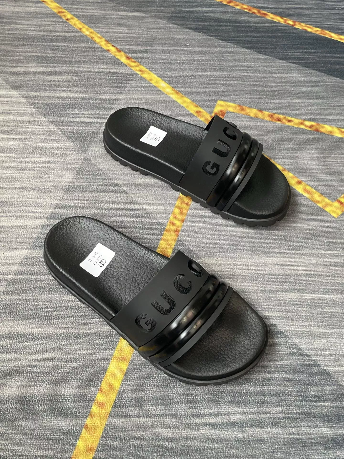 Gucci Slippers For Men EyeCatching 7249