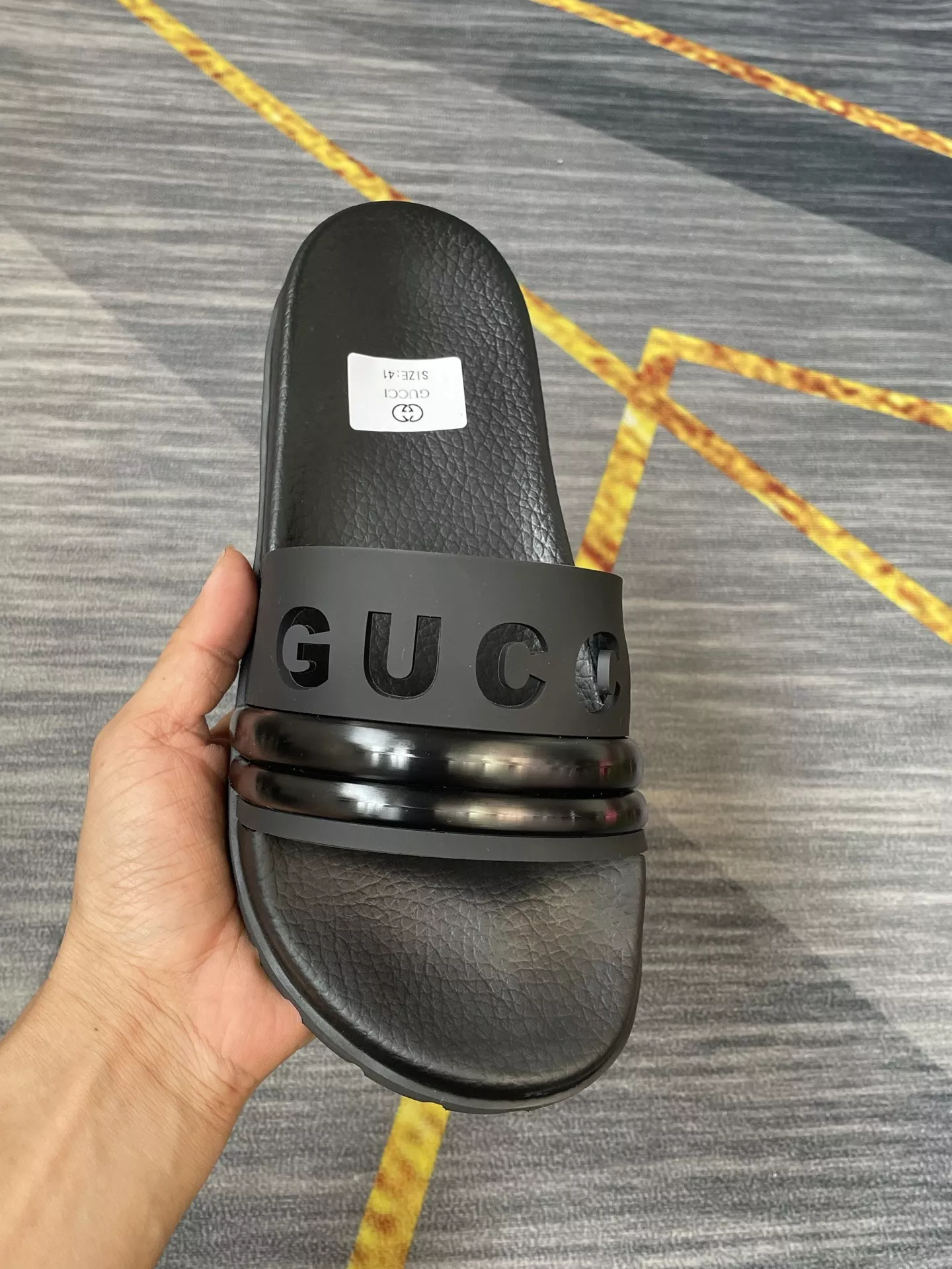 Gucci Slippers For Men EyeCatching 7249