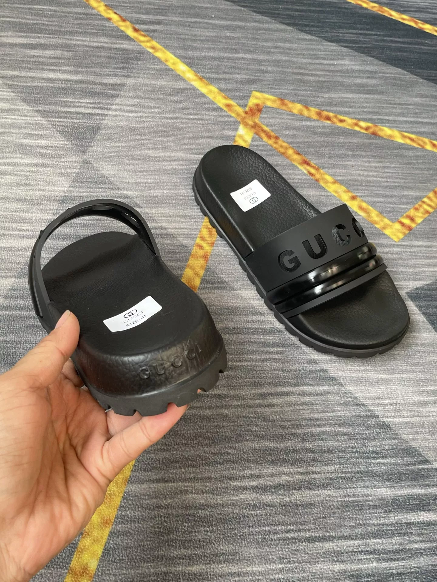 Gucci Slippers For Men EyeCatching 7249