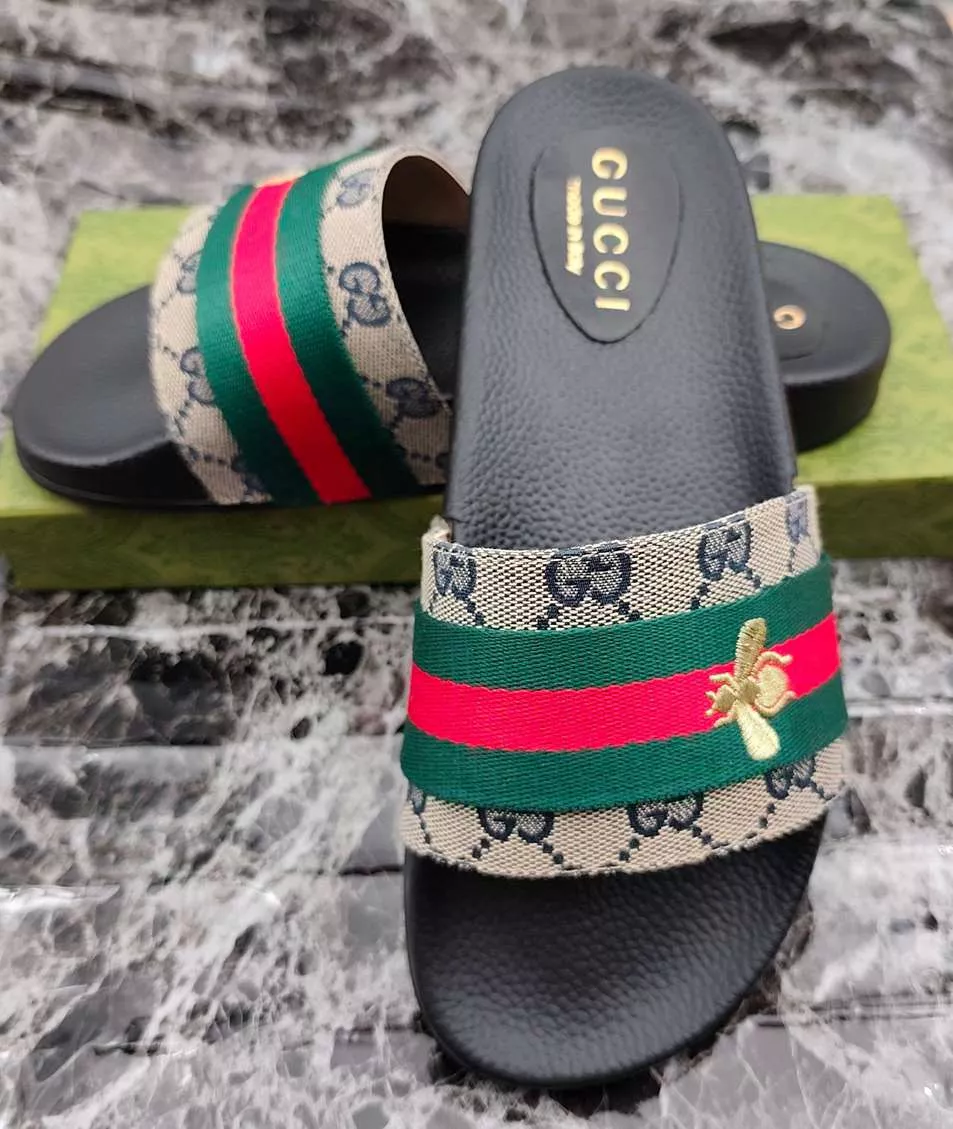 Gucci Slippers For Men EyeCatching 8799