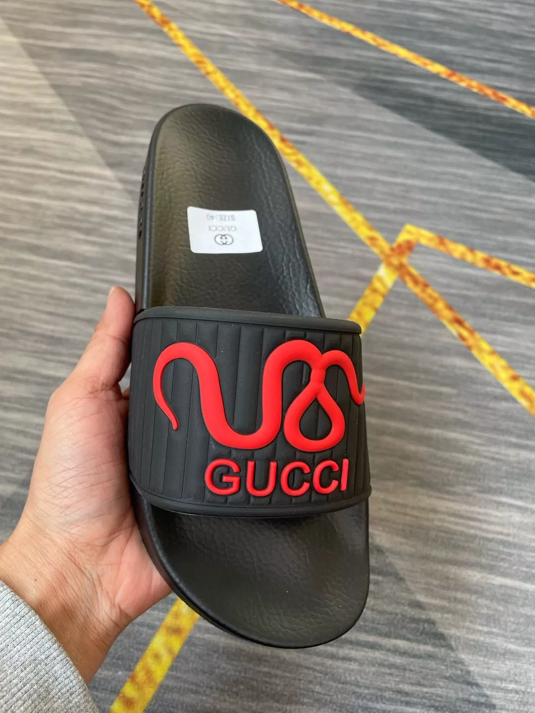 Gucci Slippers For Men Fashionable 6515
