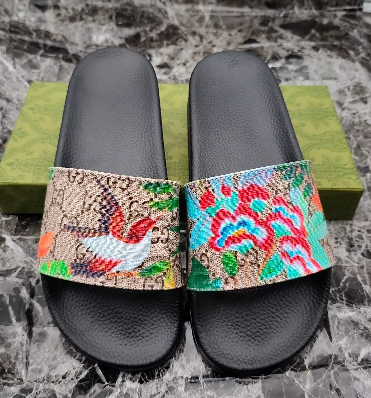 Gucci Slippers For Men Fashionable 6527