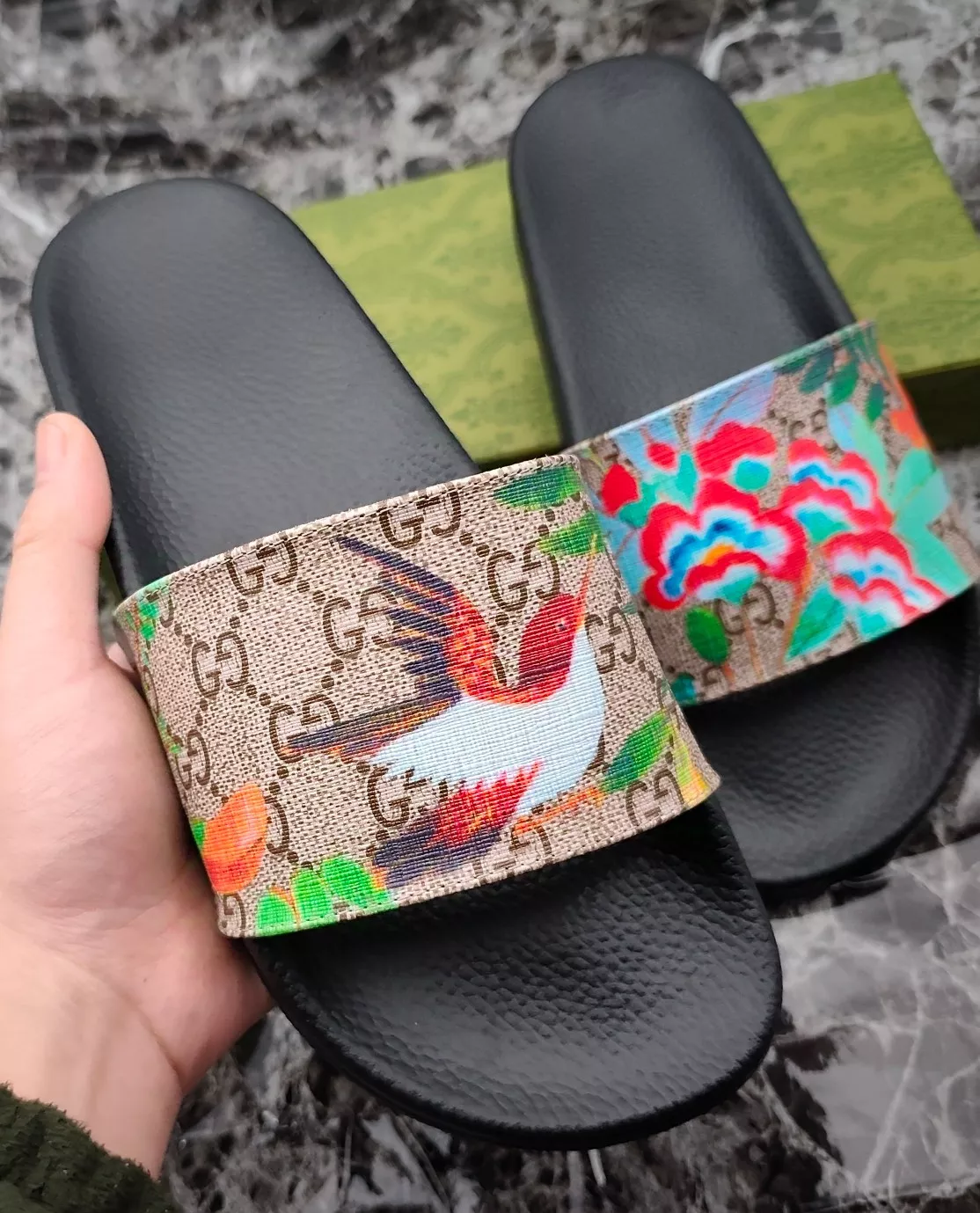 Gucci Slippers For Men Fashionable 6527