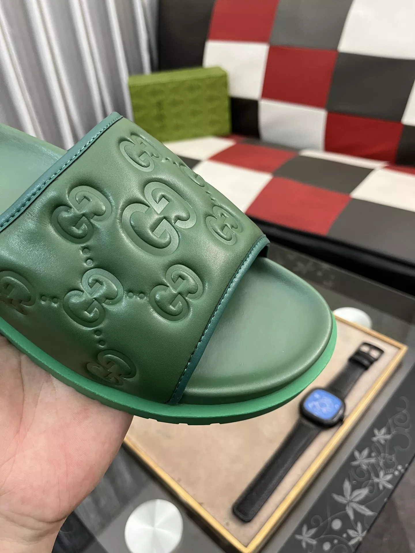 Gucci Slippers For Men Fashionable 8760