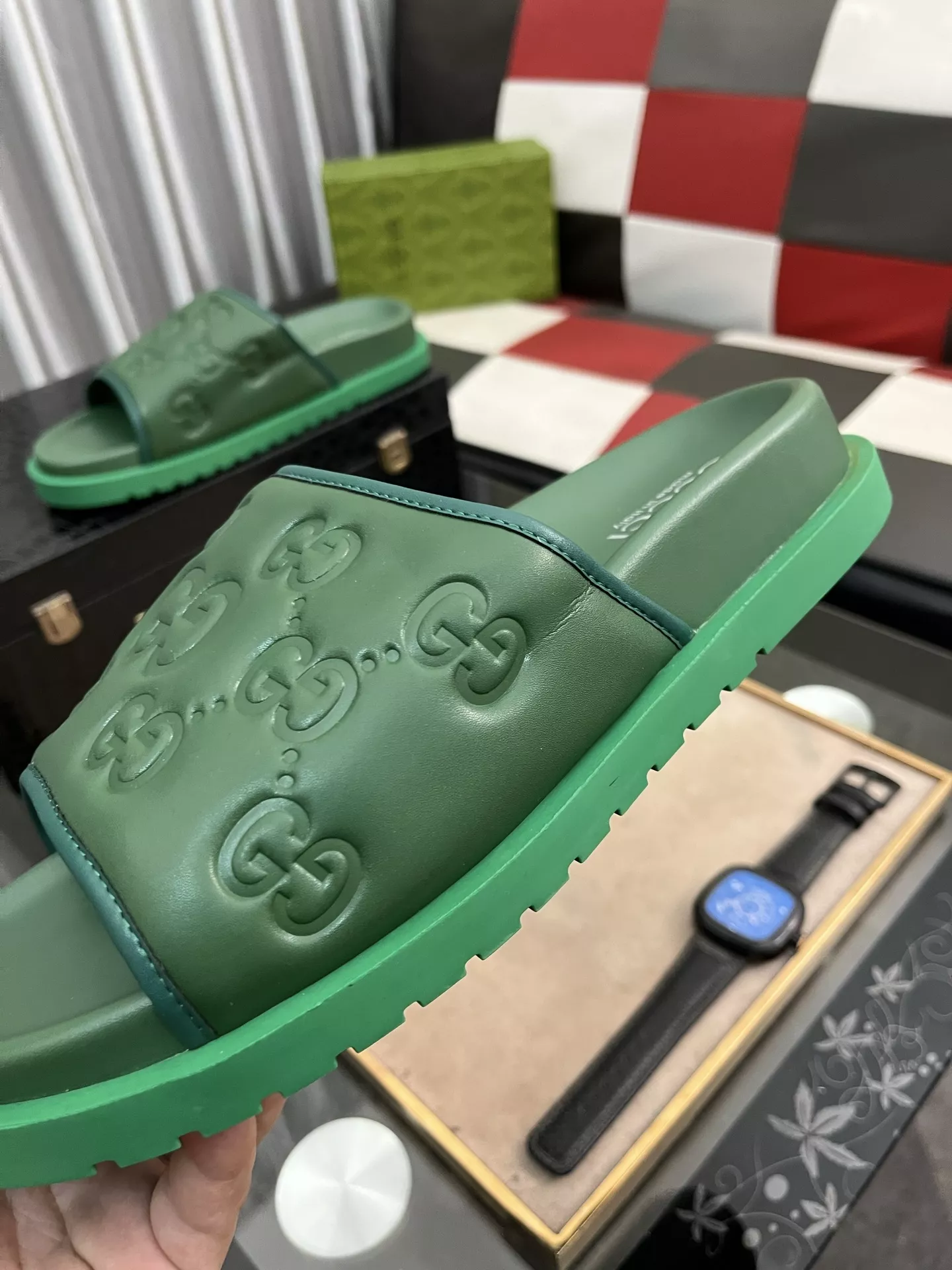 Gucci Slippers For Men Fashionable 8760