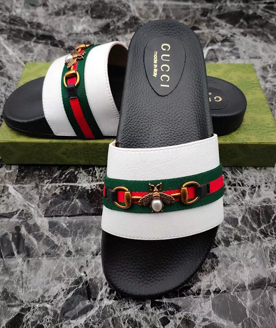 Gucci Slippers For Men Flexible 1748