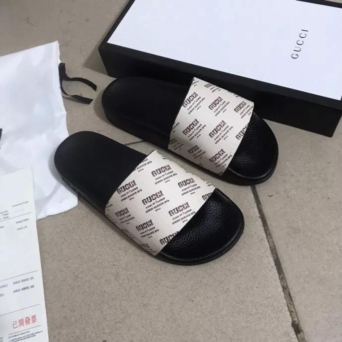 Gucci Slippers For Men Flexible 2811