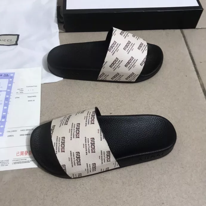 Gucci Slippers For Men Flexible 2811