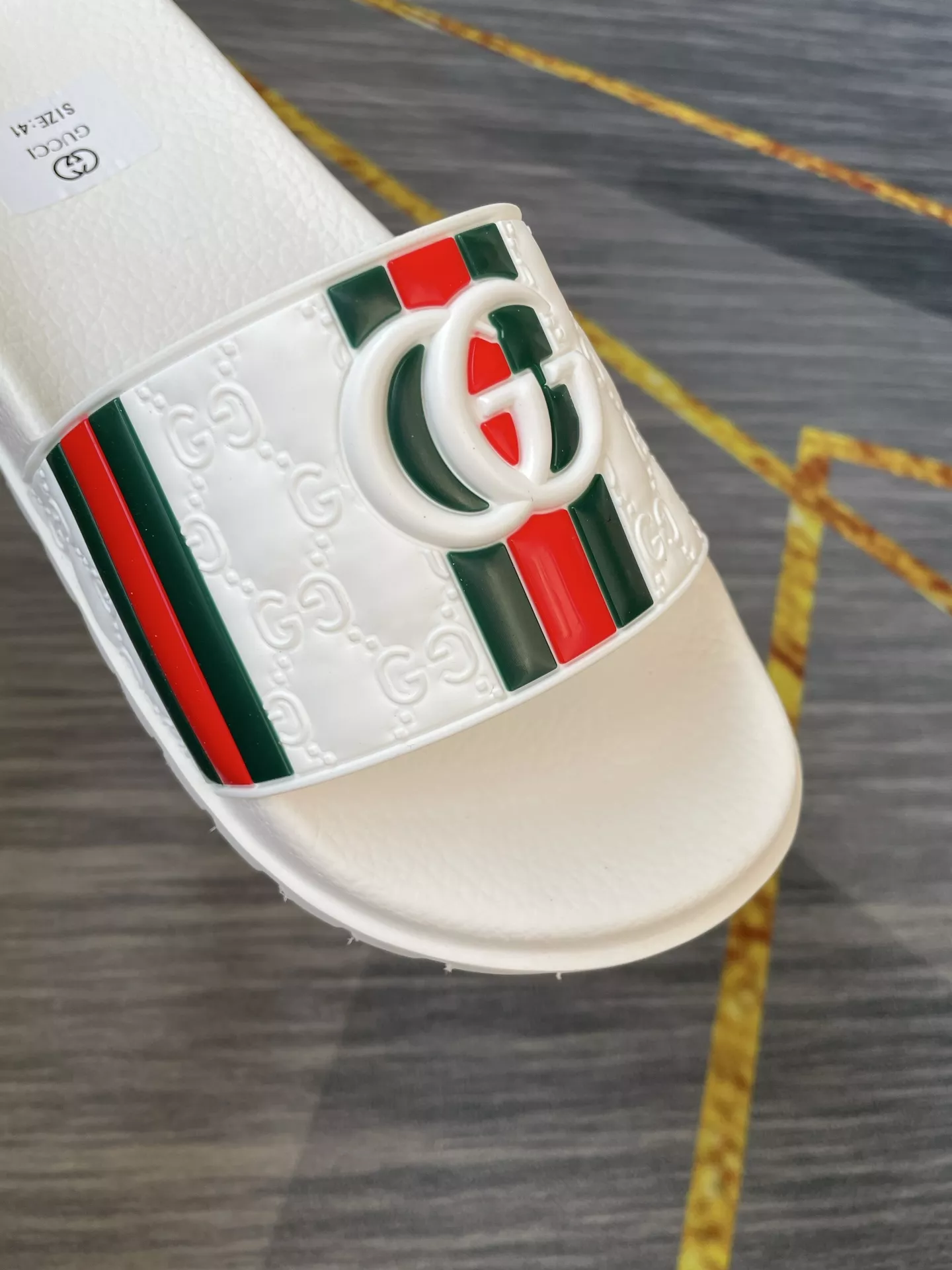 Gucci Slippers For Men Functional 5582