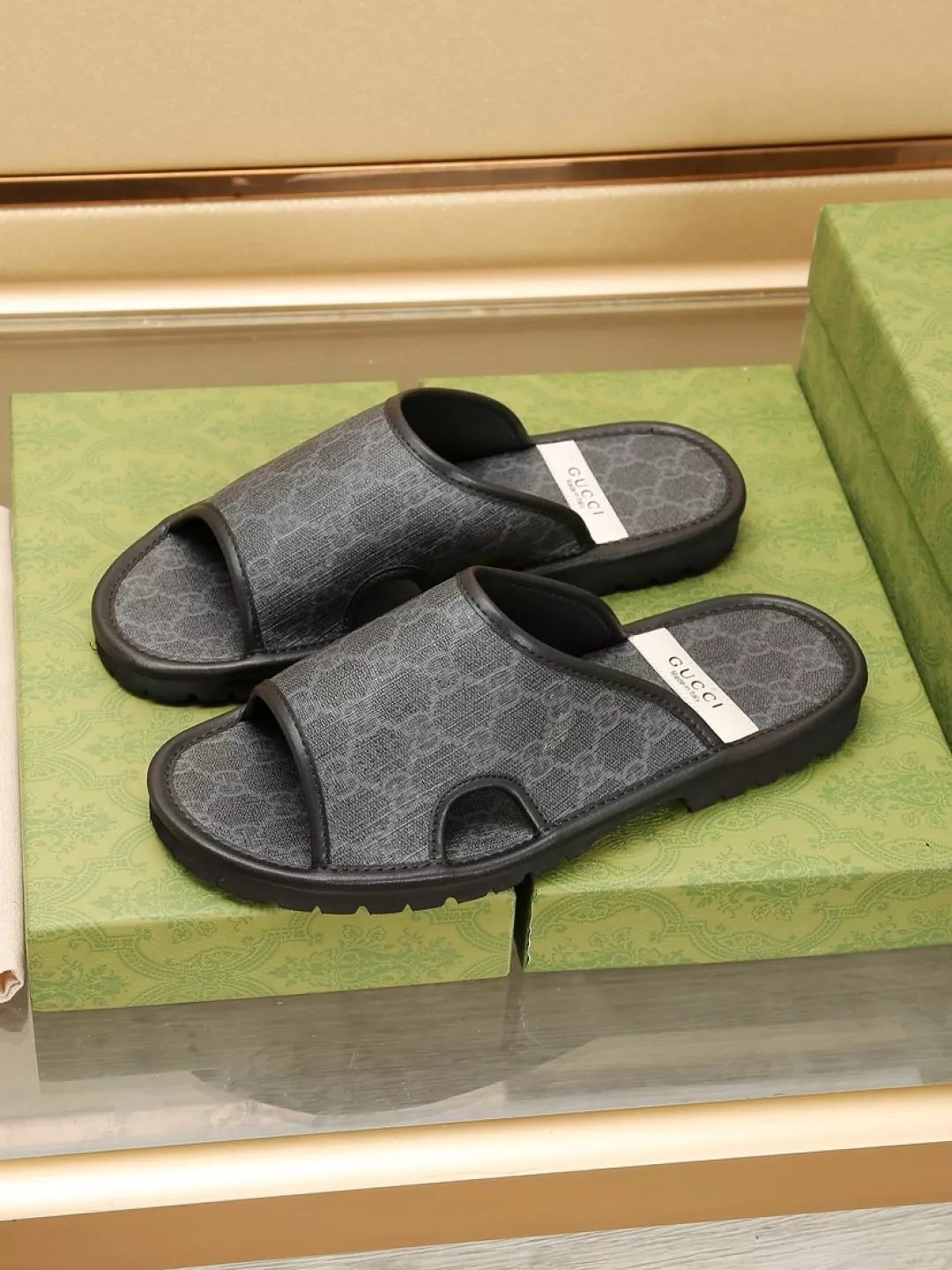 Gucci Slippers For Men Lightweight 8999