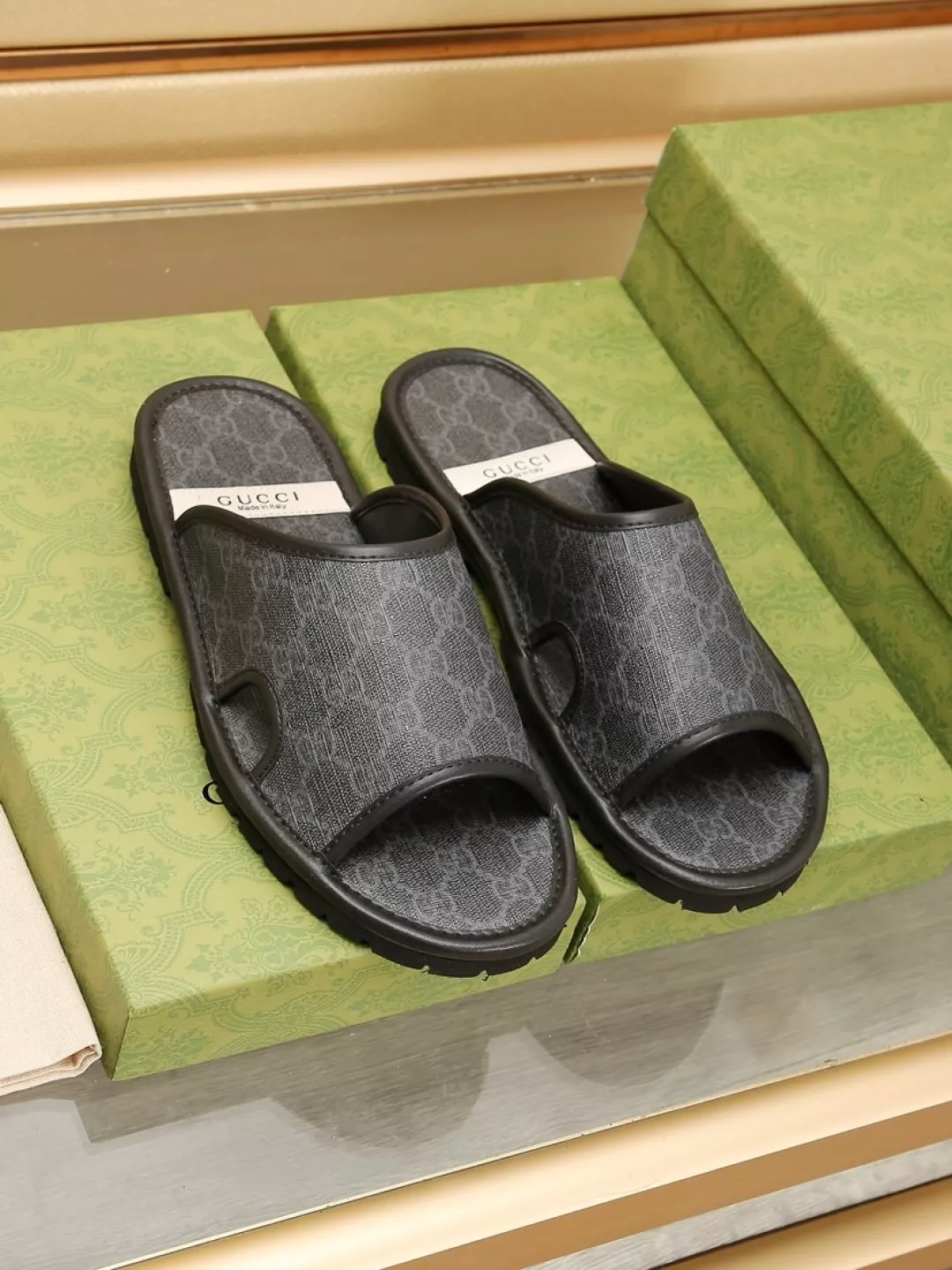 Gucci Slippers For Men Lightweight 8999