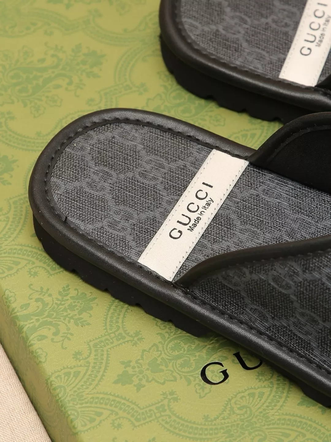 Gucci Slippers For Men Lightweight 8999
