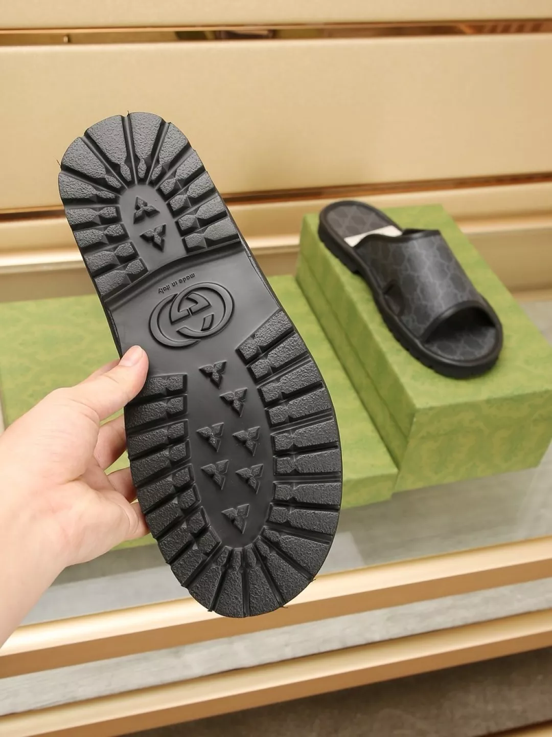 Gucci Slippers For Men Lightweight 8999