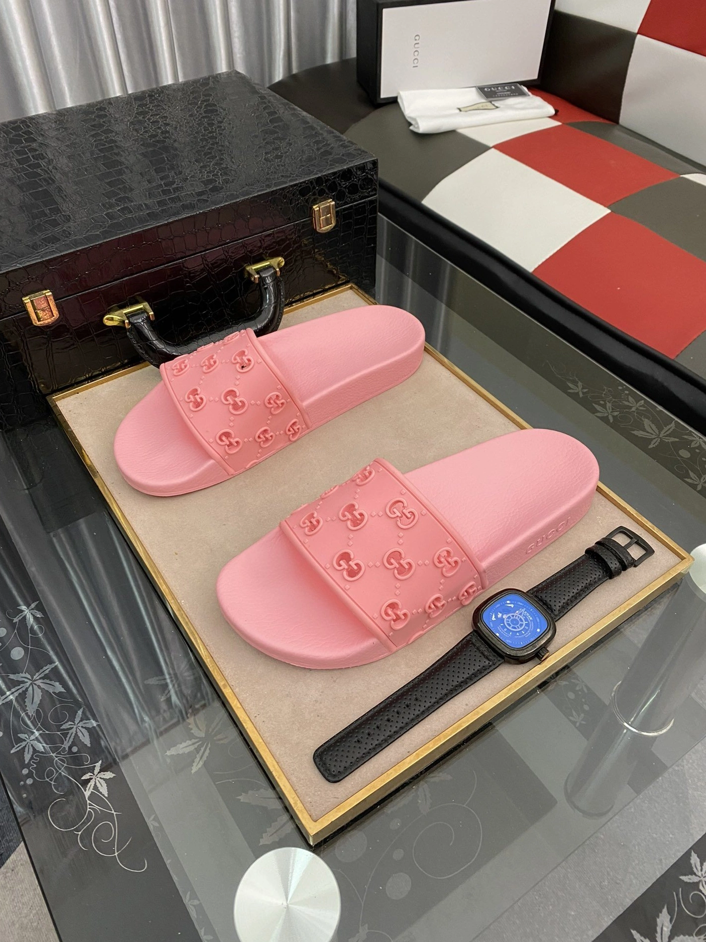 Gucci Slippers For Men Refined 5280