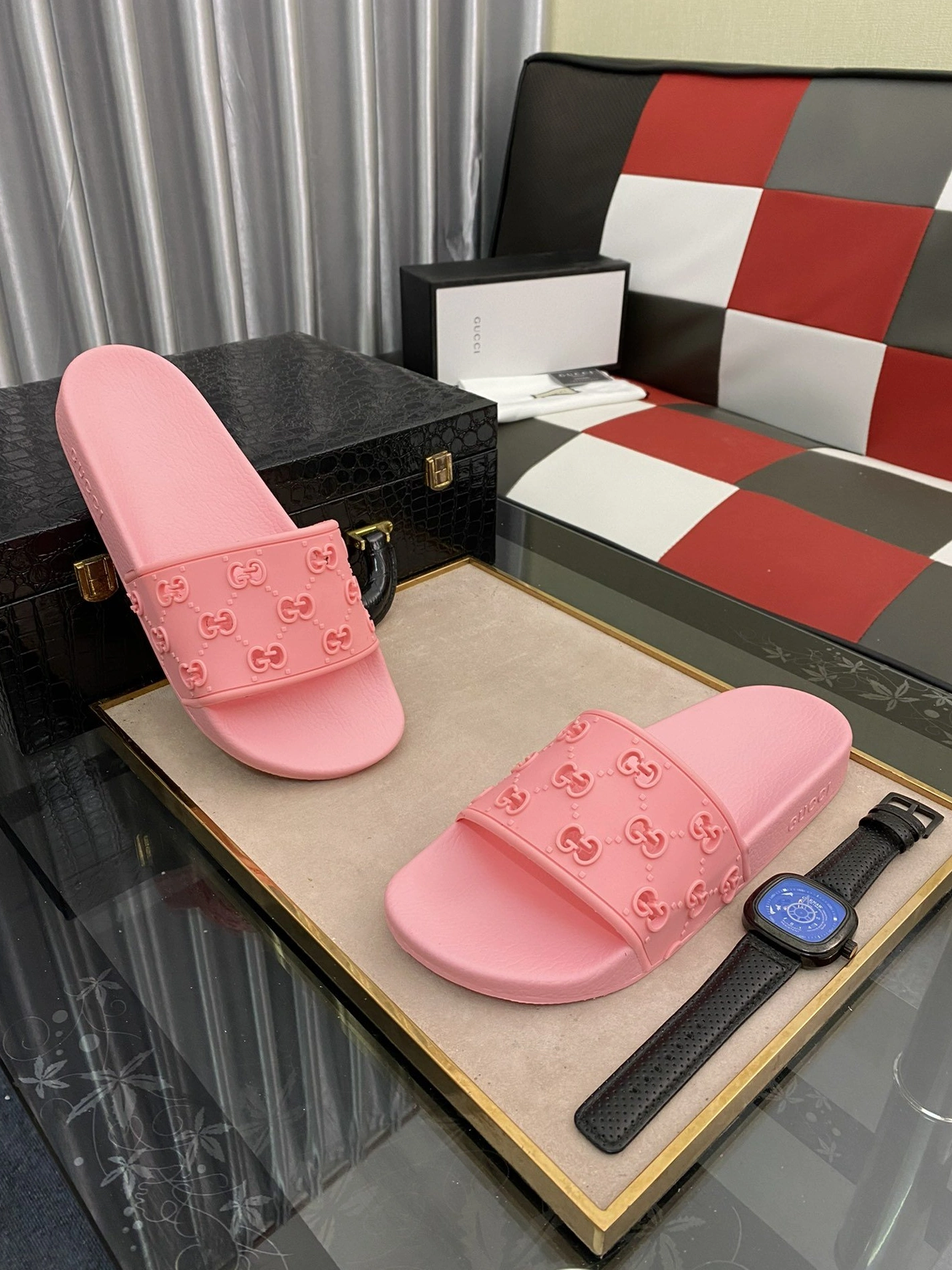 Gucci Slippers For Men Refined 5280