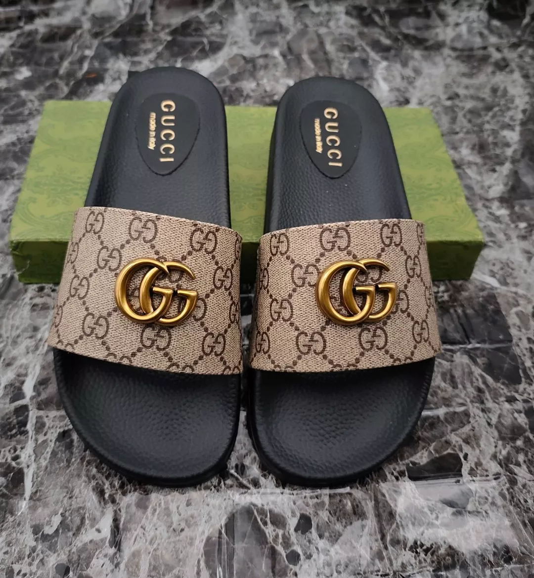 Gucci Slippers For Men Refined 7430