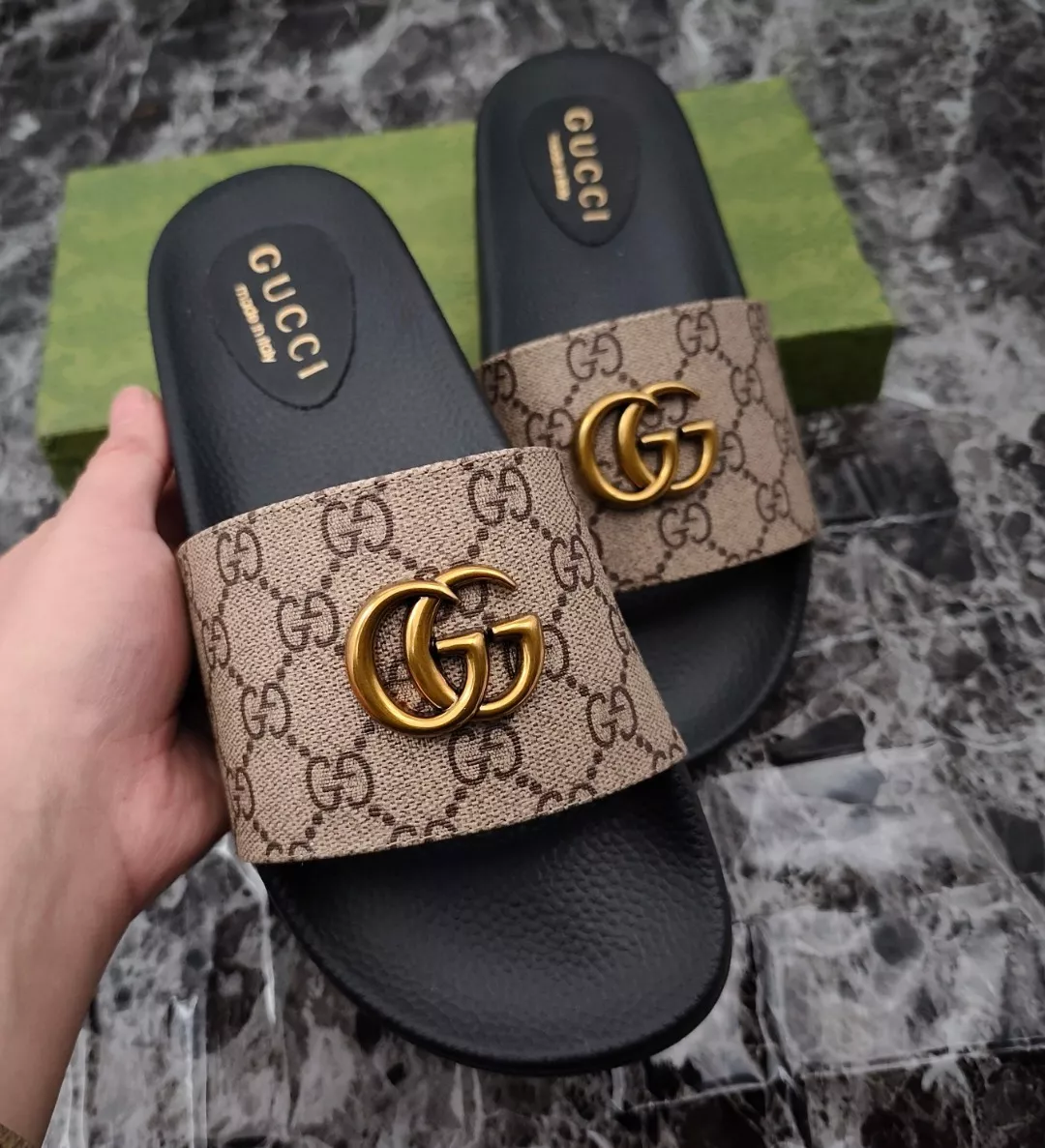 Gucci Slippers For Men Refined 7430