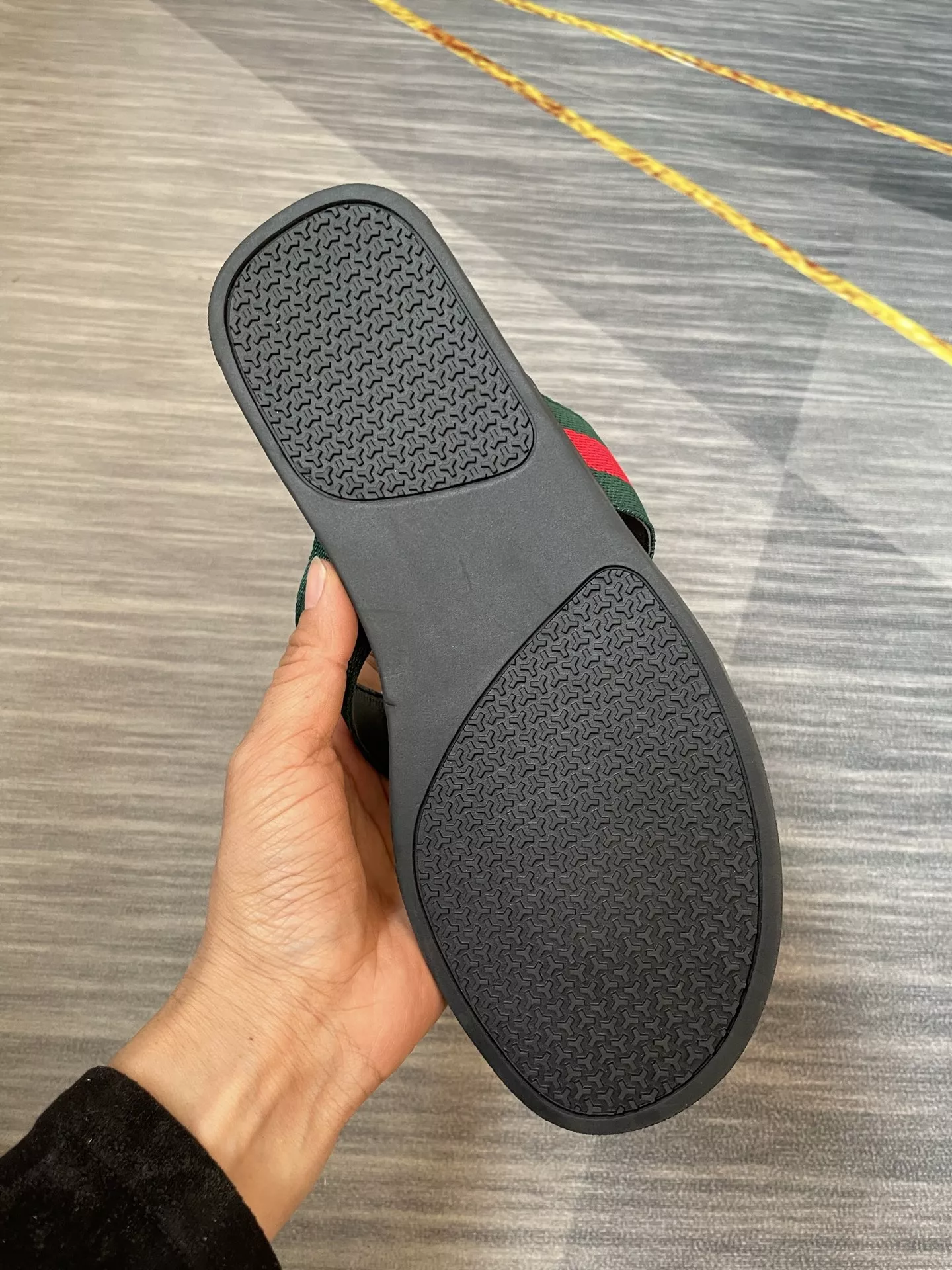 Gucci Slippers For Men Reliable 656